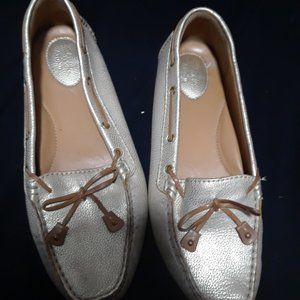 Perfect Vacation/Cruise Shoes  Clarks Artisan with braid detail.  Sz.8